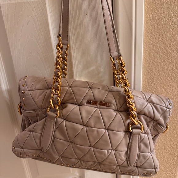 Authentic MIU MIU handbag - Picture 2 of 4